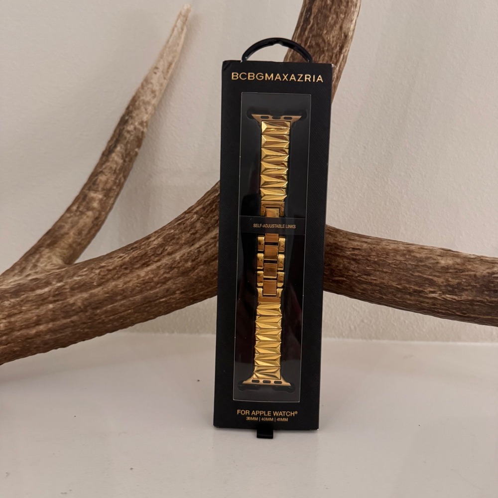 BCBGMAXAZRIA Gold Pyramid Stud Apple Watch Band 38mm 40mm 41mm Self-Adjusting